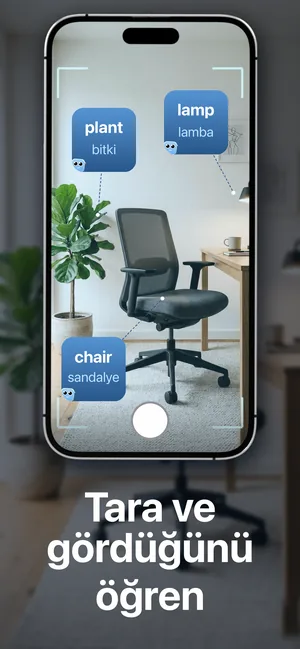iPhone kamerası bir odaya doğrultulmuş, plant/bitki, lamp/lamba ve chair/sandalye kelimeleri nesnelerin üzerinde etiketlenmiş